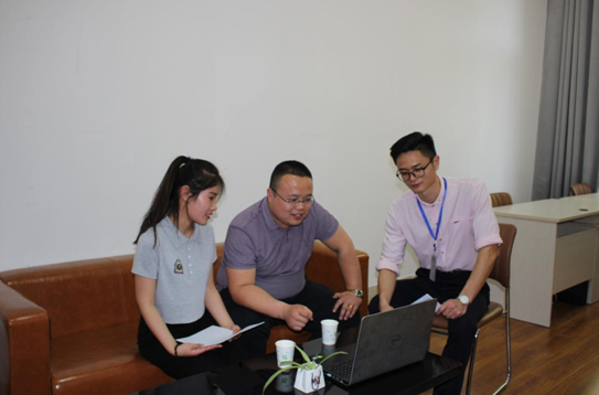 山东鲁韵教育志愿填报专家为高考学子规划志愿